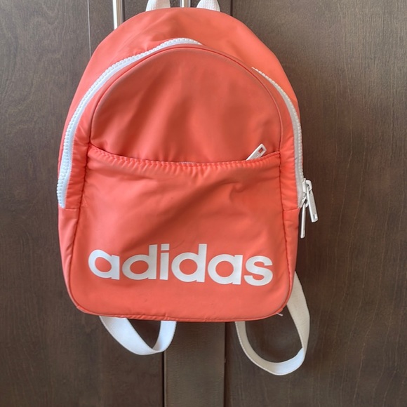 🧡Adidas backpack 🎒